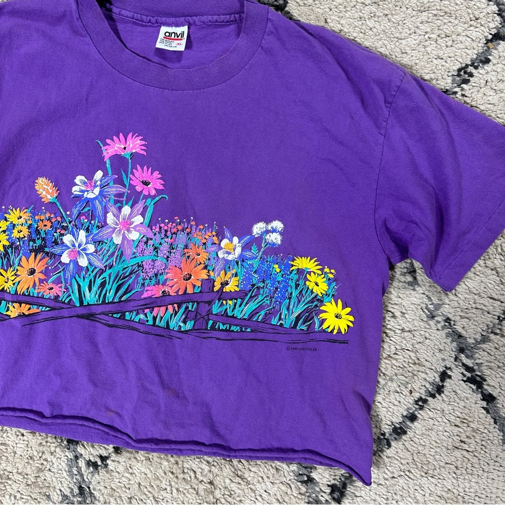 Vintage Lifestyles Floral Crop Tee